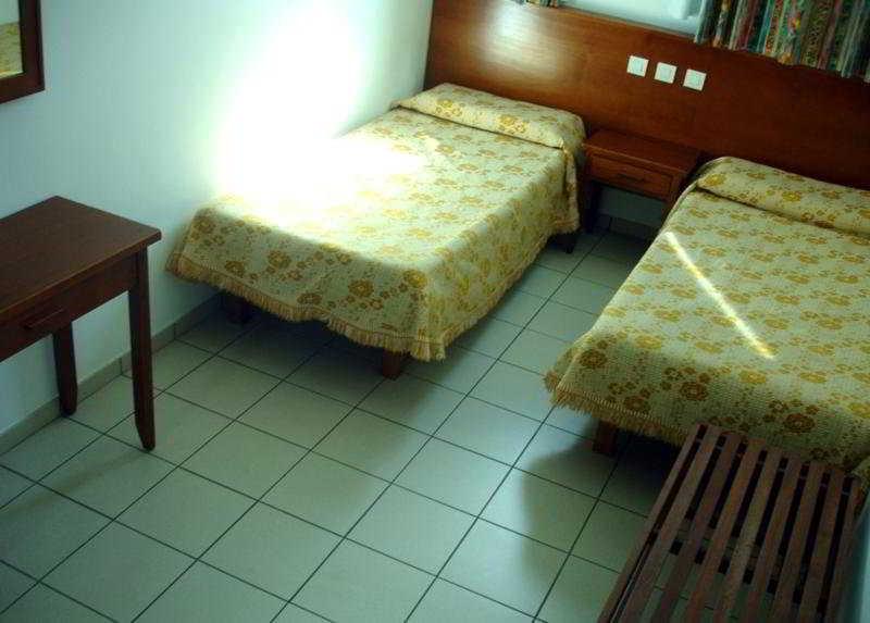 Apartamentos Karina 플라야 델 잉글스 외부 사진